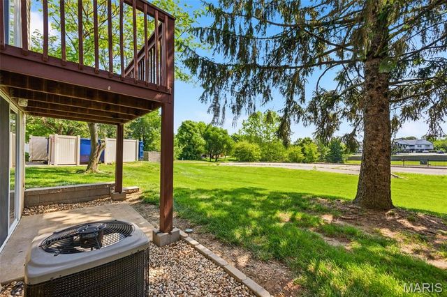 689 Sugar Trail Court 1, St Peters, MO 63376