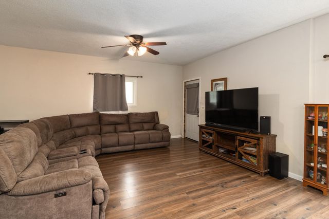 422 E 221st Street, Clearwater, MN 55320
