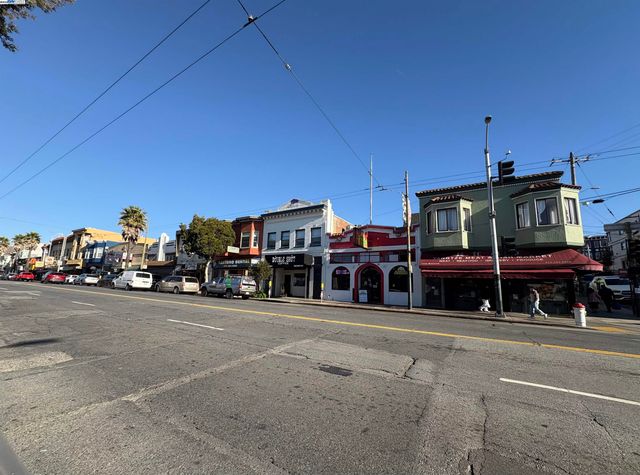 4592-4594 Mission St, San Francisco, CA 94112