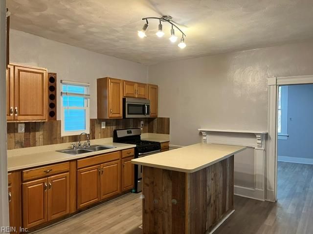 271 Webster Ave AVE, Portsmouth, VA 23704