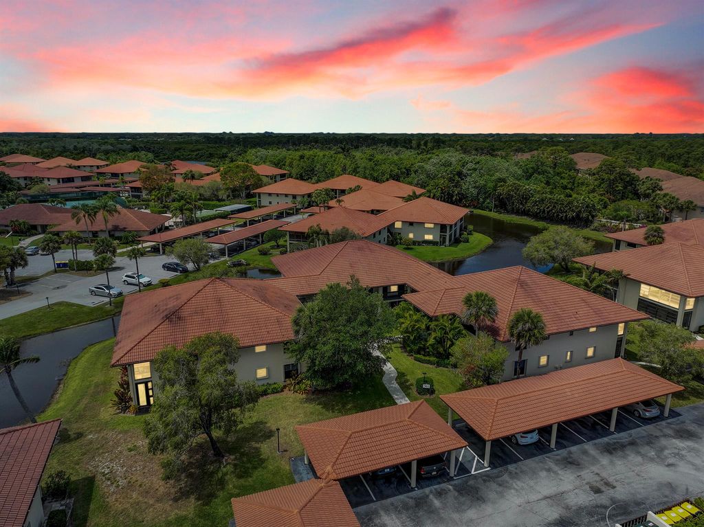 361 SW South River Drive 103, Stuart, FL 34997