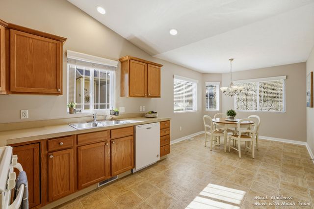 2936 Pebblestone Drive, Hudsonville, MI 49426