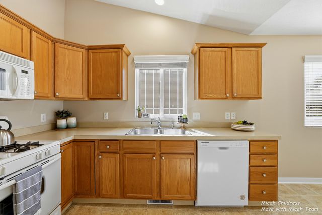 2936 Pebblestone Drive, Hudsonville, MI 49426