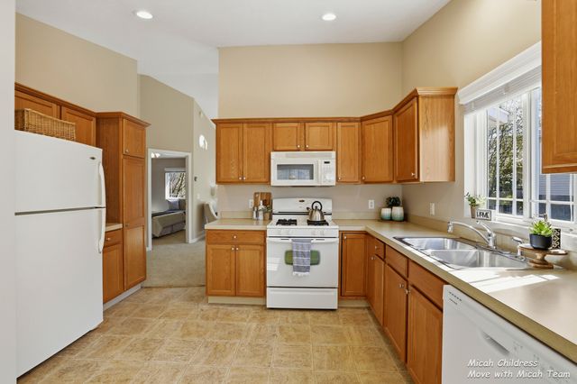 2936 Pebblestone Drive, Hudsonville, MI 49426