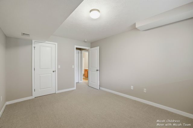 2936 Pebblestone Drive, Hudsonville, MI 49426