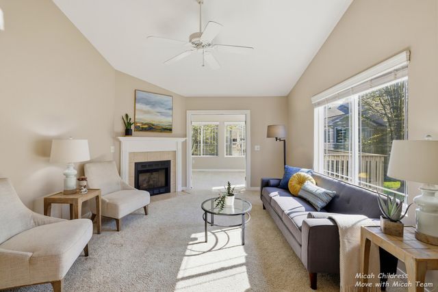 2936 Pebblestone Drive, Hudsonville, MI 49426