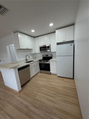 2846 Coral Springs Dr 2846, Coral Springs, FL 33065