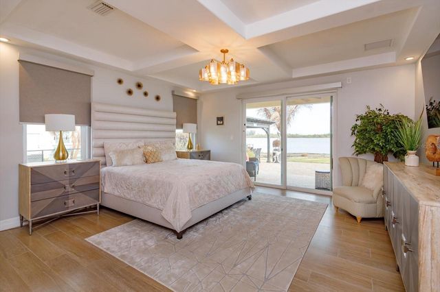 1201 S RIVERSIDE DRIVE, Edgewater, FL 32132