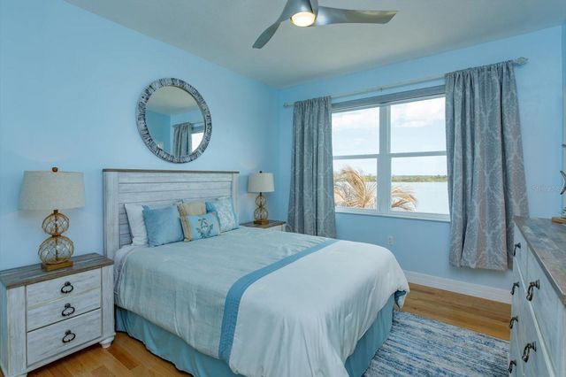 1201 S RIVERSIDE DRIVE, Edgewater, FL 32132