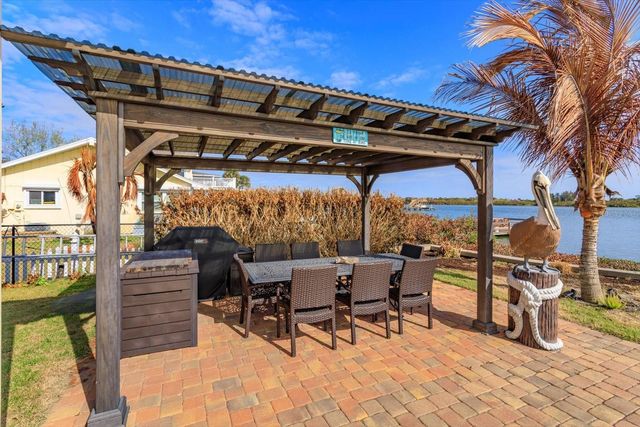 1201 S RIVERSIDE DRIVE, Edgewater, FL 32132