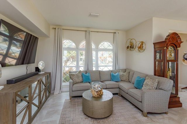 1201 S RIVERSIDE DRIVE, Edgewater, FL 32132