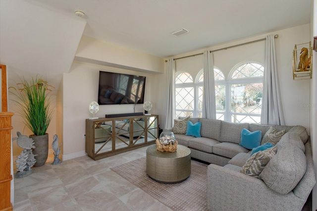 1201 S RIVERSIDE DRIVE, Edgewater, FL 32132