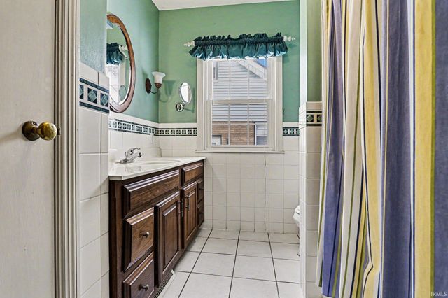 507 Parkovash Avenue, South Bend, IN 46617