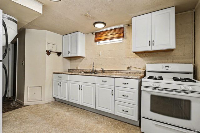 507 Parkovash Avenue, South Bend, IN 46617