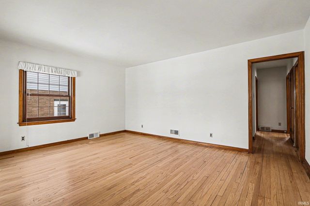 507 Parkovash Avenue, South Bend, IN 46617