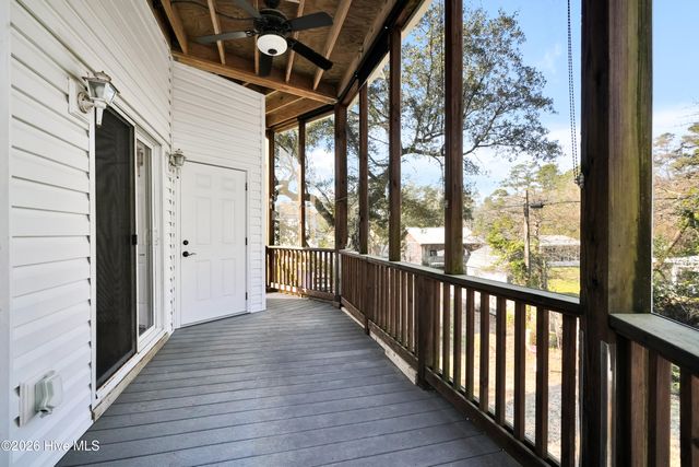 233 NE 75th Street, Oak Island, NC 28465