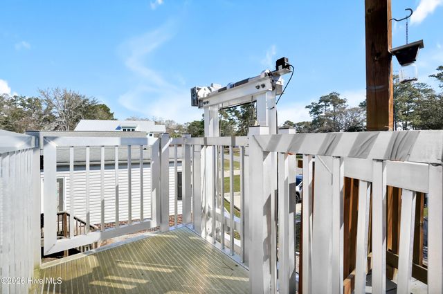 233 NE 75th Street, Oak Island, NC 28465