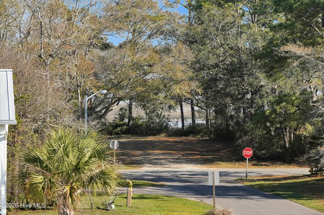 233 NE 75th Street, Oak Island, NC 28465