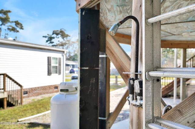 233 NE 75th Street, Oak Island, NC 28465