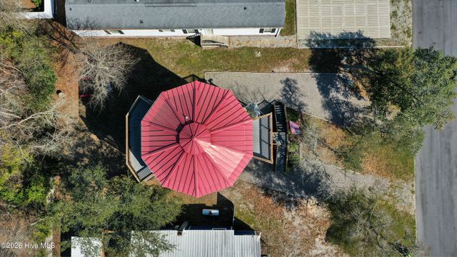 233 NE 75th Street, Oak Island, NC 28465