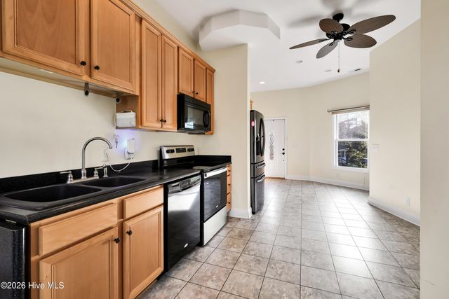 233 NE 75th Street, Oak Island, NC 28465