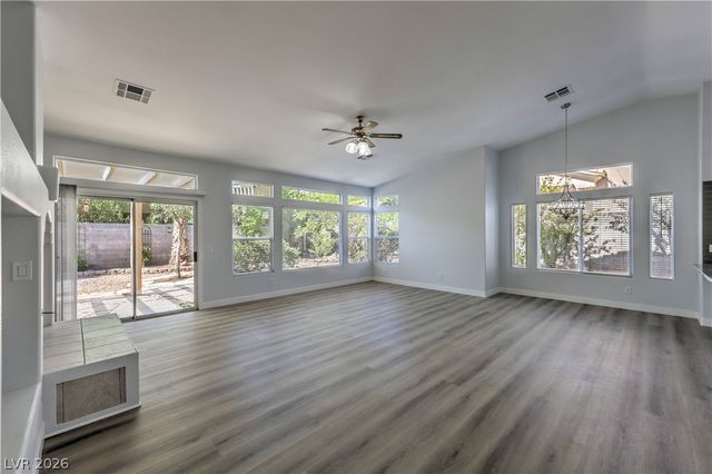 7411 Bridlehorne Avenue, Las Vegas, NV 89131