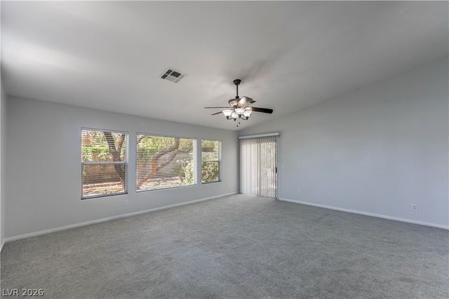 7411 Bridlehorne Avenue, Las Vegas, NV 89131