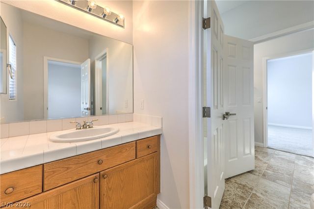 7411 Bridlehorne Avenue, Las Vegas, NV 89131