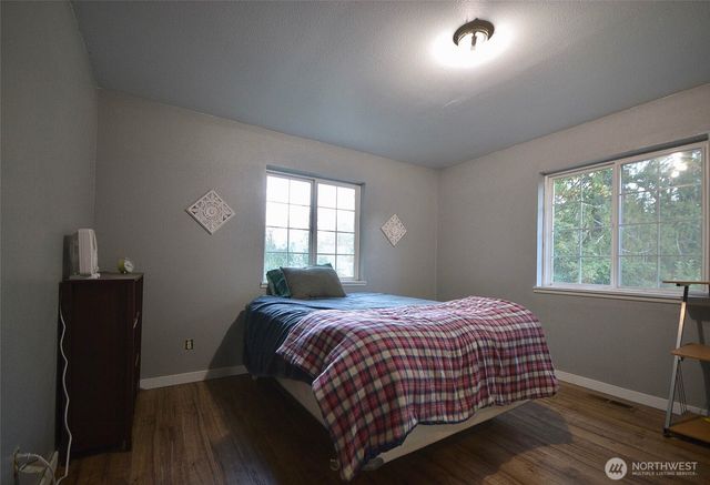 210 Brooklyn Road, Oakville, WA 98568