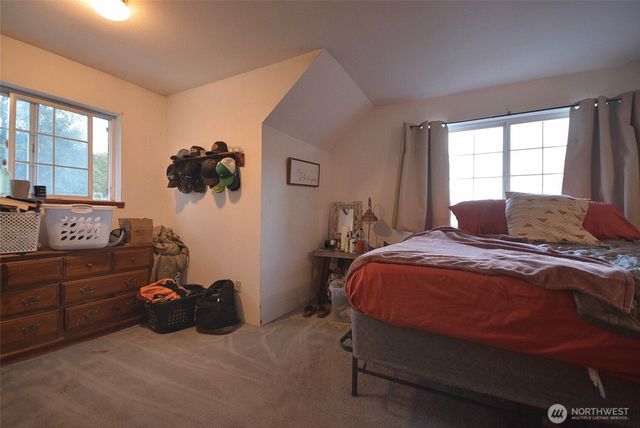 210 Brooklyn Road, Oakville, WA 98568