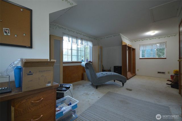 210 Brooklyn Road, Oakville, WA 98568