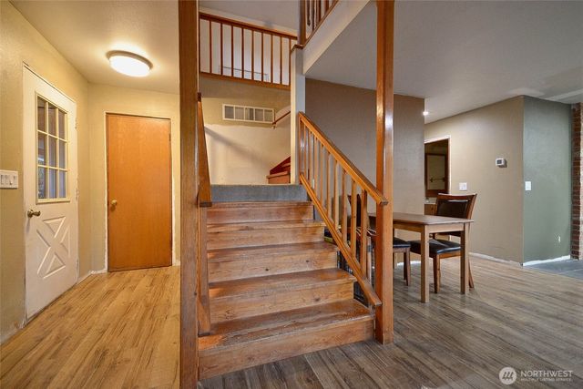 210 Brooklyn Road, Oakville, WA 98568