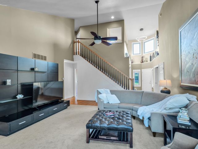 20 Fairwood Drive 20 Fairwood Drive, Miamisburg, OH 45342