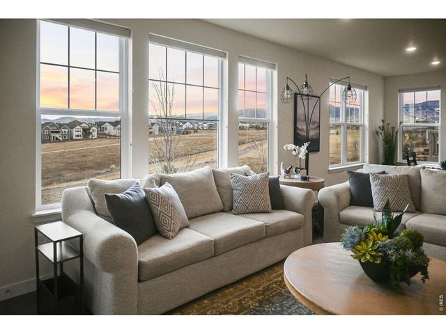 18934 W 95th Ln, Arvada, CO 80007