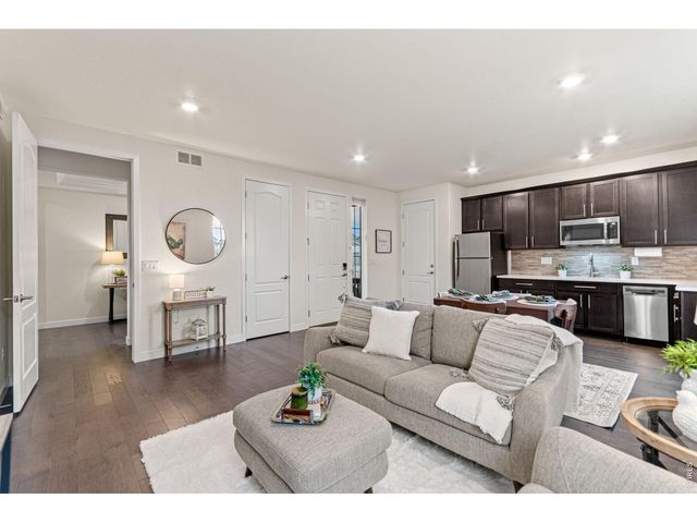 18934 W 95th Ln, Arvada, CO 80007