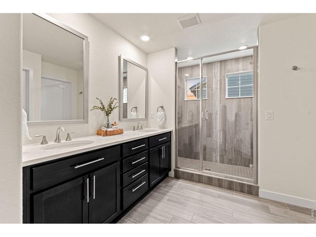 18934 W 95th Ln, Arvada, CO 80007