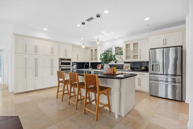182 Andrew Avenue, Encinitas, CA 92024
