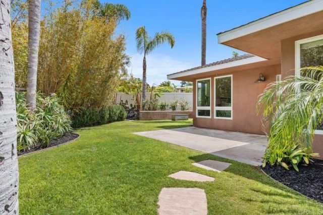 182 Andrew Avenue, Encinitas, CA 92024