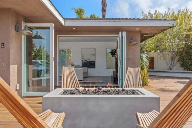 182 Andrew Avenue, Encinitas, CA 92024