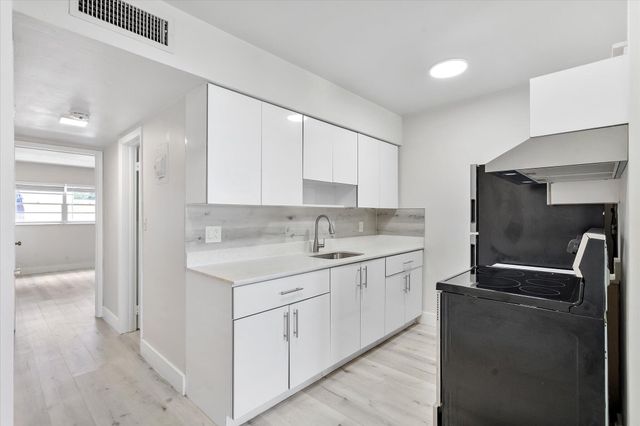 1638 Plunkett Street 1, Hollywood, FL 33020