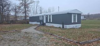 1425 N Harrison Drive, Hartford City, IN 47348