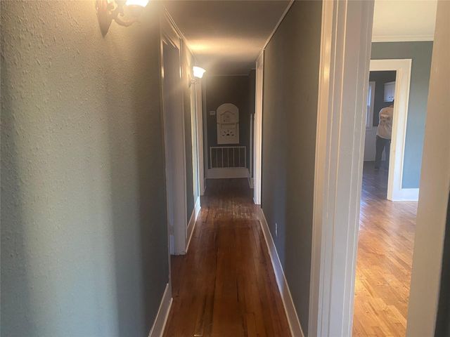 602 E Wise Street, Bowie, TX 76230