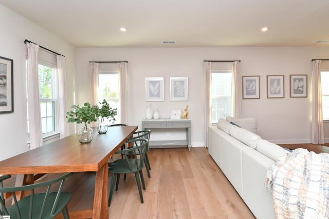 313 Nearside Drive, Fountain Inn, SC 29644