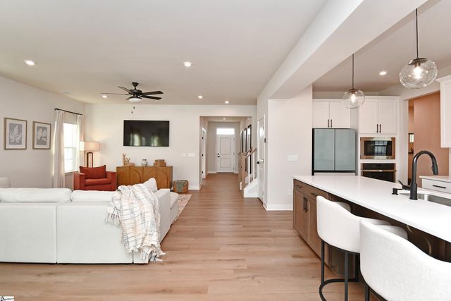 313 Nearside Drive, Fountain Inn, SC 29644