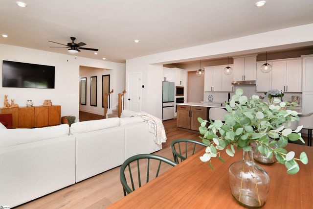 313 Nearside Drive, Fountain Inn, SC 29644