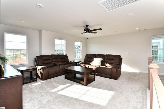 313 Nearside Drive, Fountain Inn, SC 29644