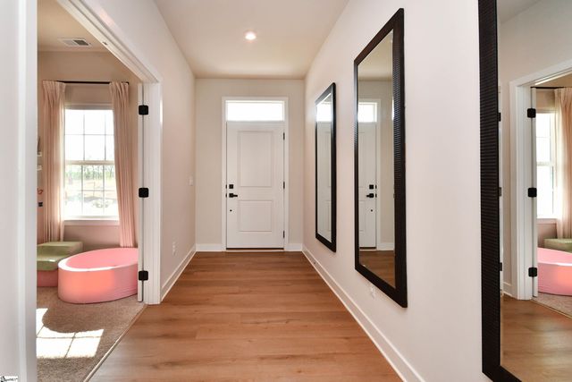 313 Nearside Drive, Fountain Inn, SC 29644