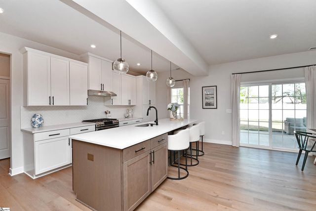 313 Nearside Drive, Fountain Inn, SC 29644