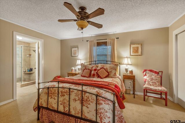 501 S Broad, Chandler, TX 75758