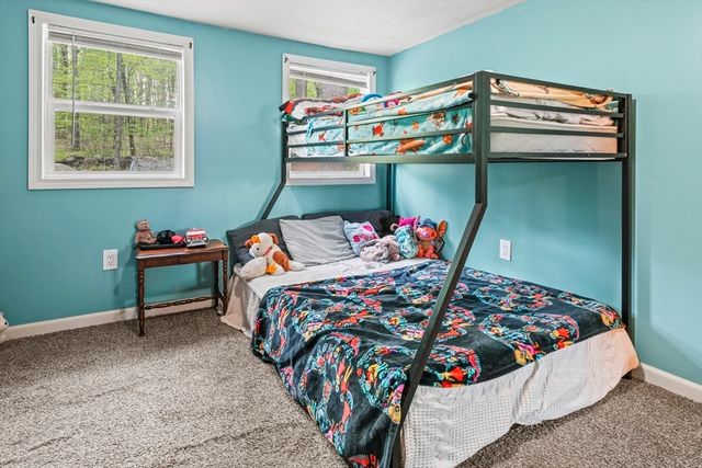 91 Deer Bay Rd, Ashby, MA 01431